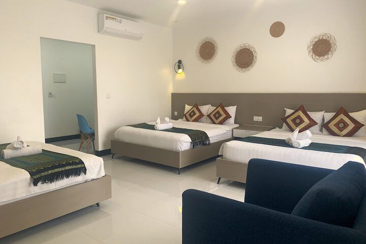 Room 42 of 76