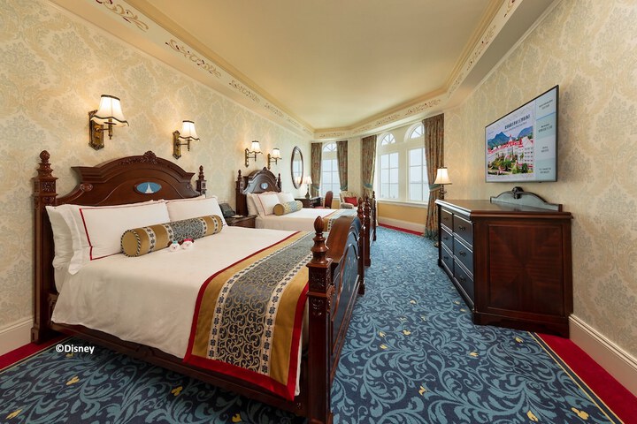 Room 13 of 84
