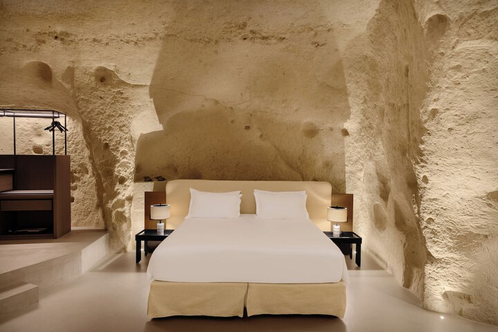 Room 47 of 281