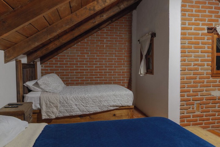 Room 61 of 193