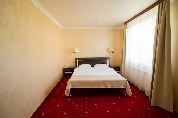 Room 11 of 39