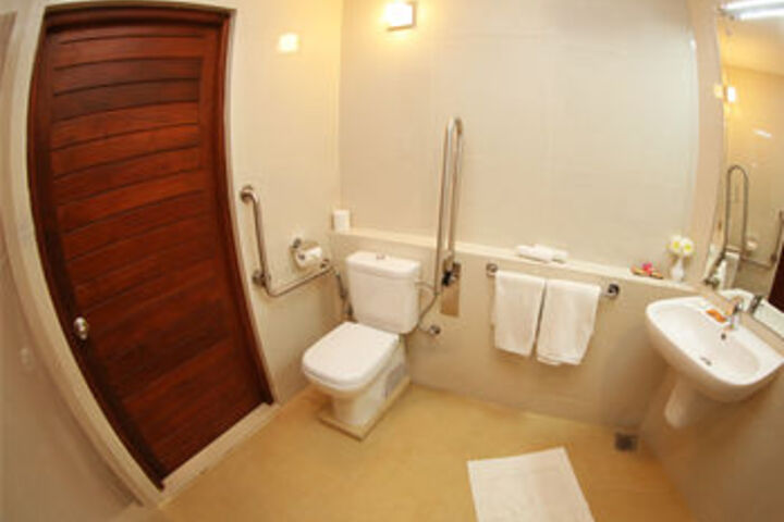 Room 2 of 24