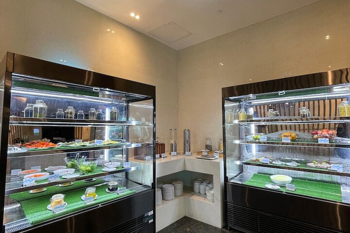Dining Photos