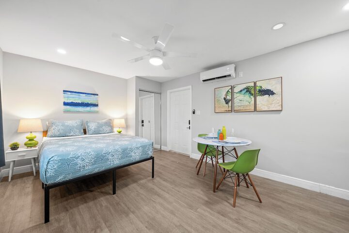 Room 8 of 52