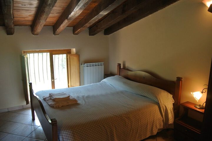 Room 8 of 20