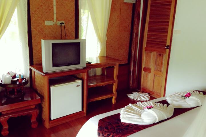 Room 12 of 23