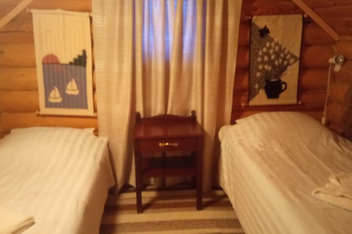 Room 21 of 48