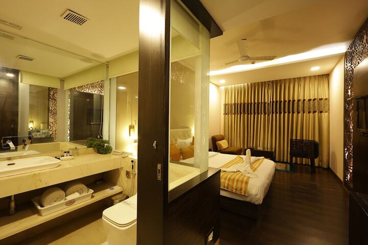 Room 17 of 73