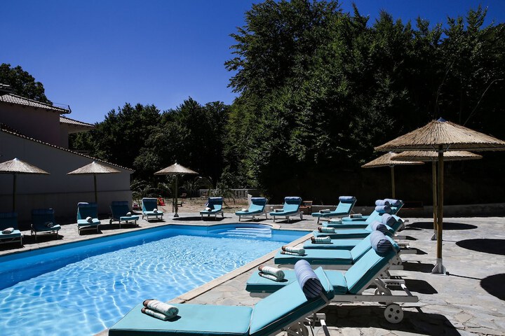 Pool 32 of 67
