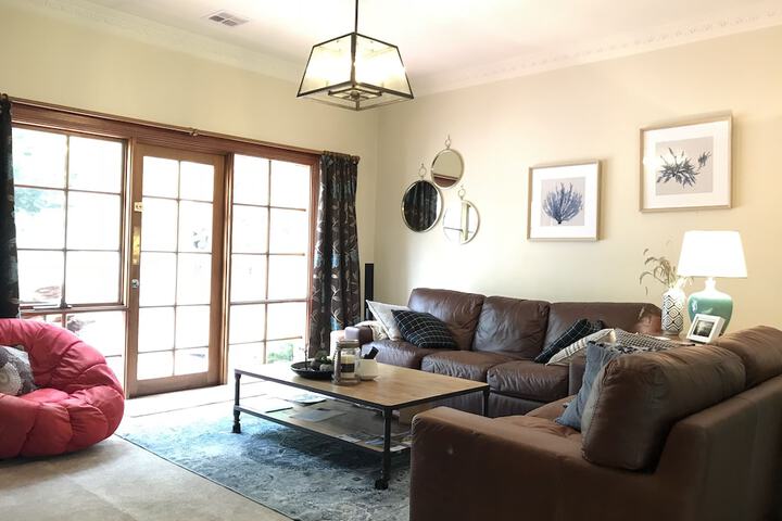 Room 15 of 33
