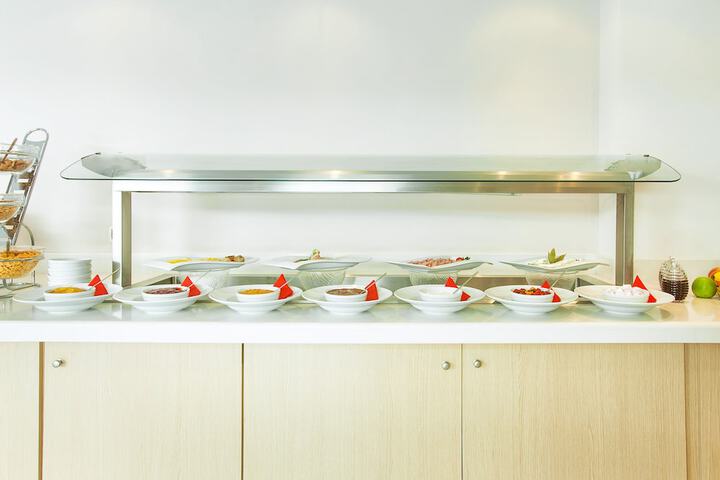Dining 106 of 126