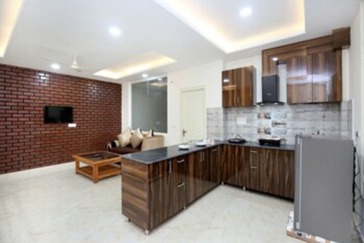OYO 13769 Home Spacious 3BHK Kasauli