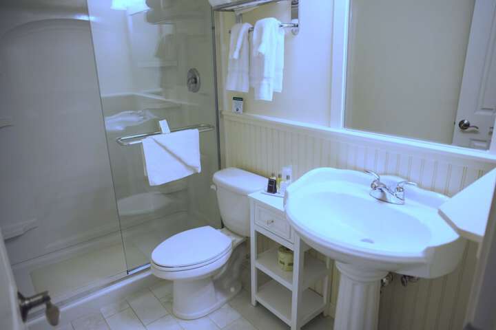 Room 34 of 53