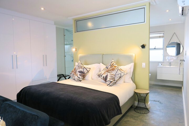Room 50 of 146