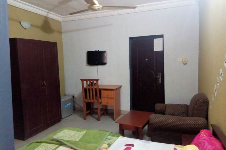 Room 15 of 26