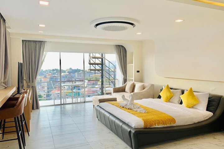 Room 70 of 164