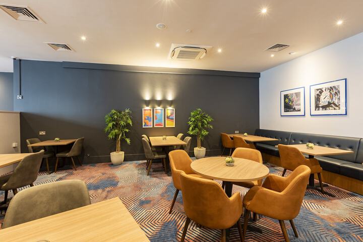 Hotel 62 of 76