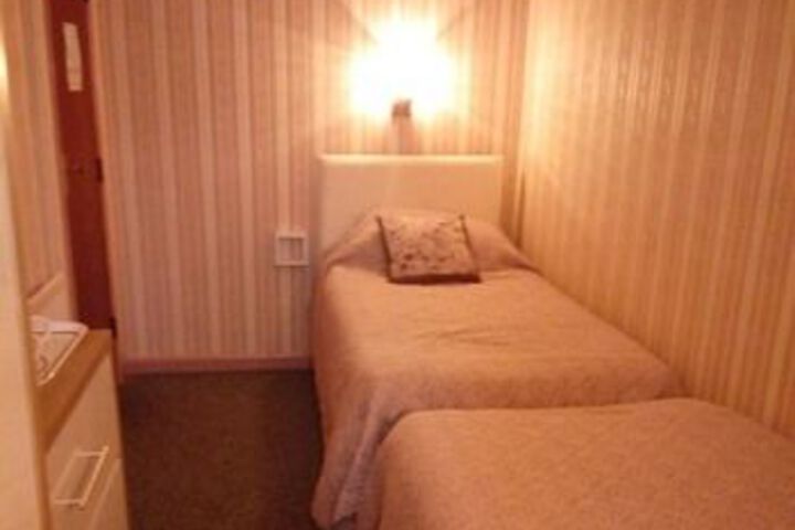 Room 38 of 43