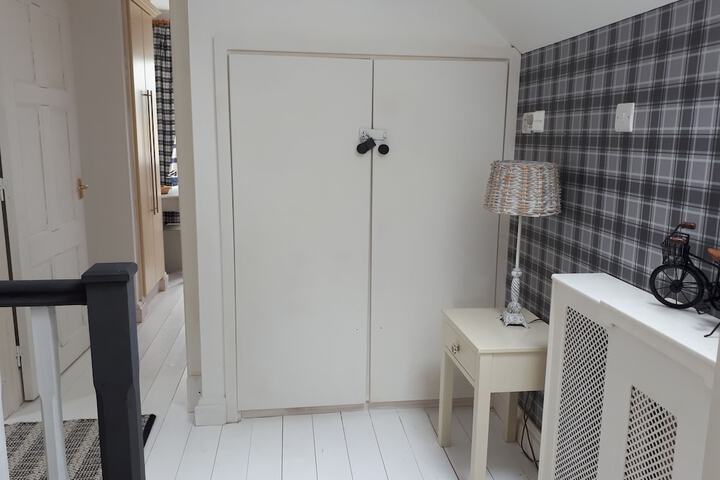 Room 9 of 39