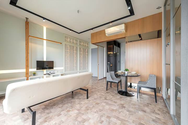 Room 65 of 109