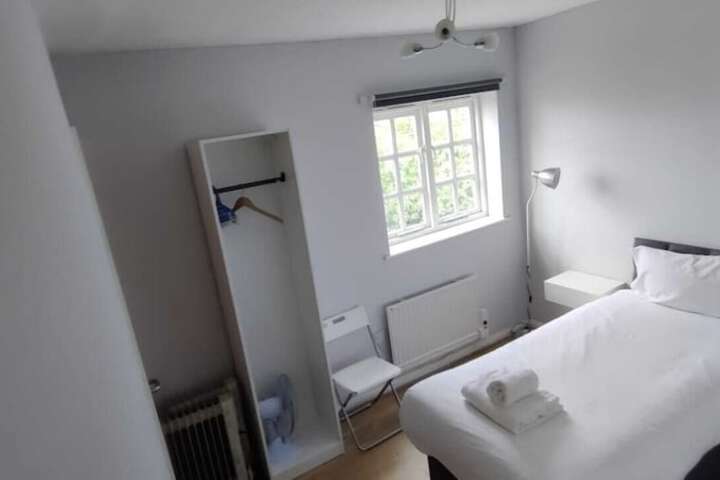 Room 43 of 89