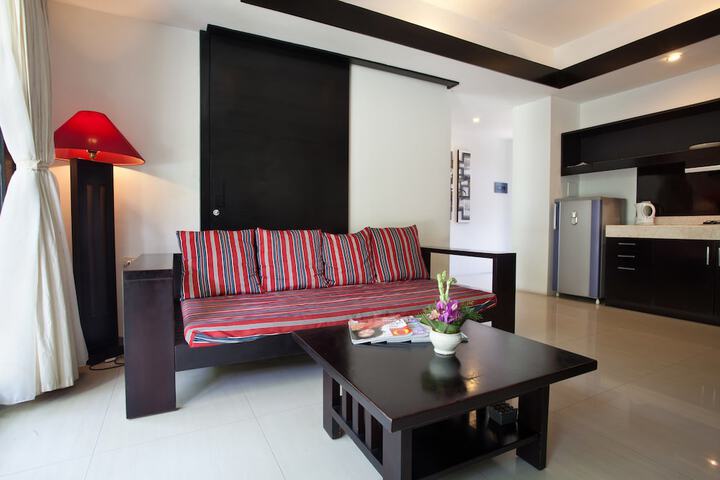 Room 15 of 28