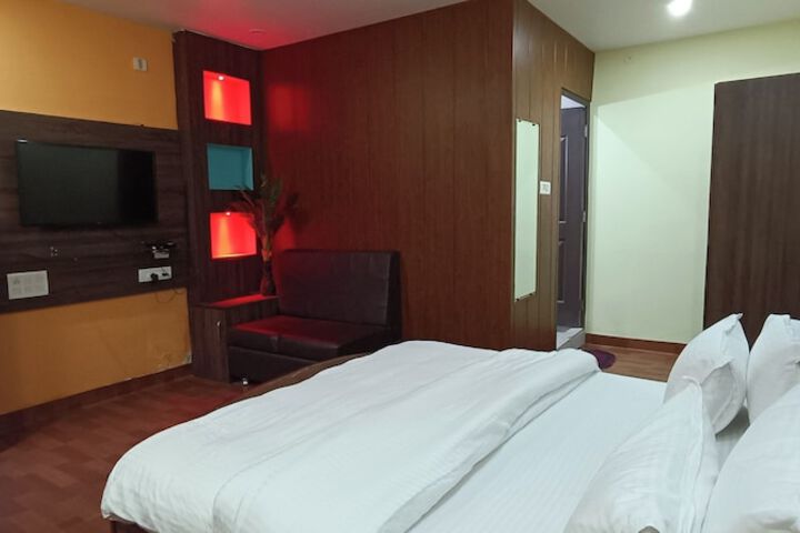 Room 11 of 49