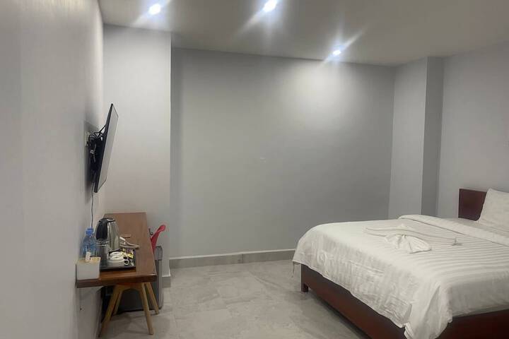 Room 74 of 148