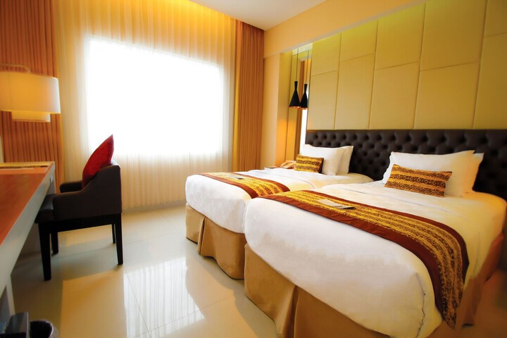 Room 14 of 48
