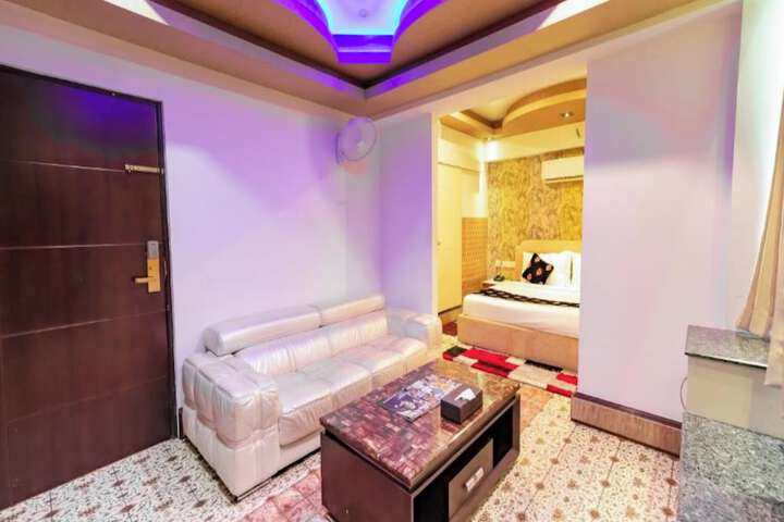 Room 41 of 94