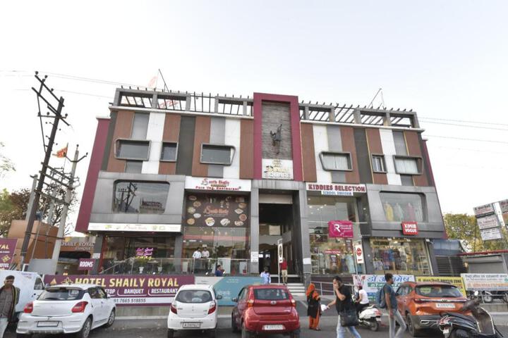 HOTEL SHAILY ROYAL
