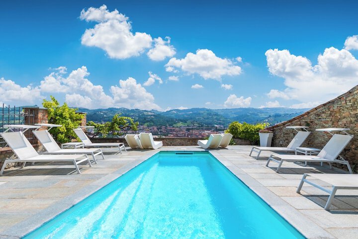 Pool 38 of 69
