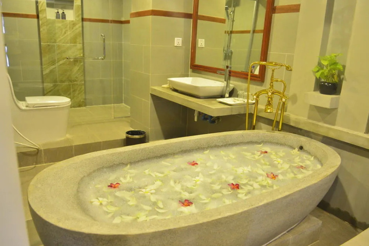 Clean Restrooms