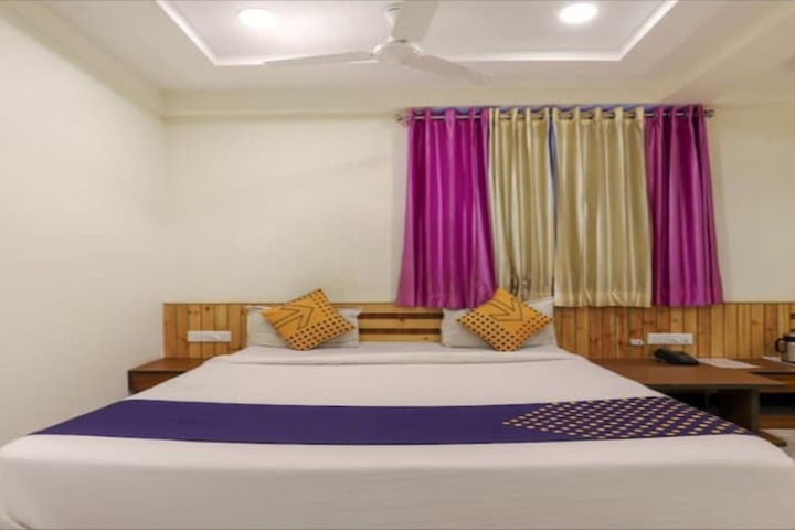 Room 8 of 26