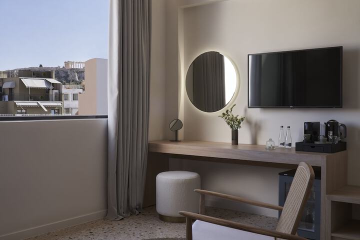 Room 38 of 59