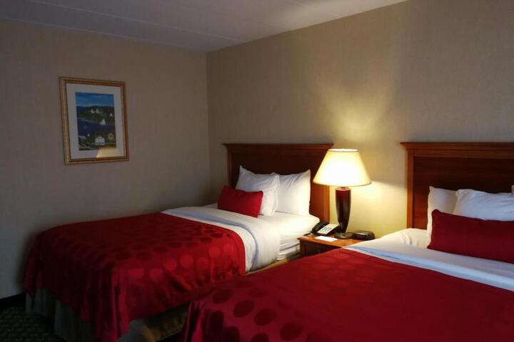 2 Double Beds (3 of 6)