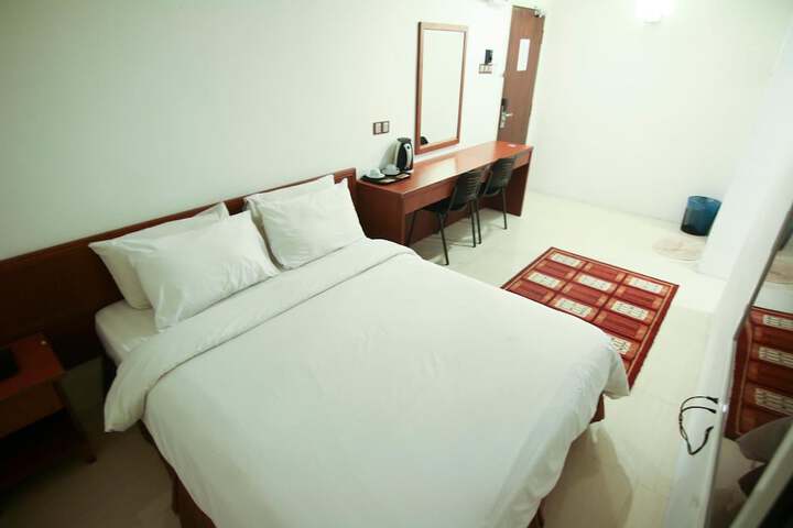 Room 26 of 60