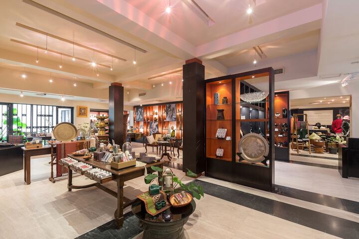Gift Shop 157 of 237