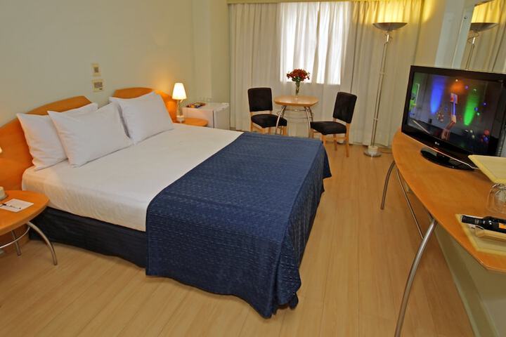 Room 54 of 156
