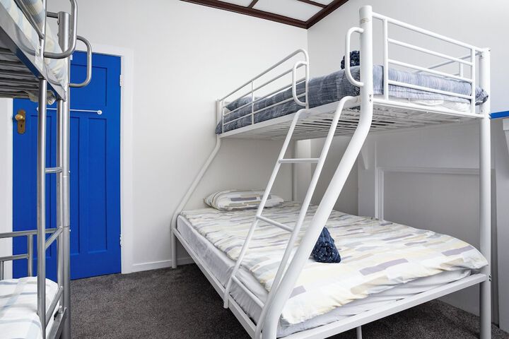 Room 9 of 46