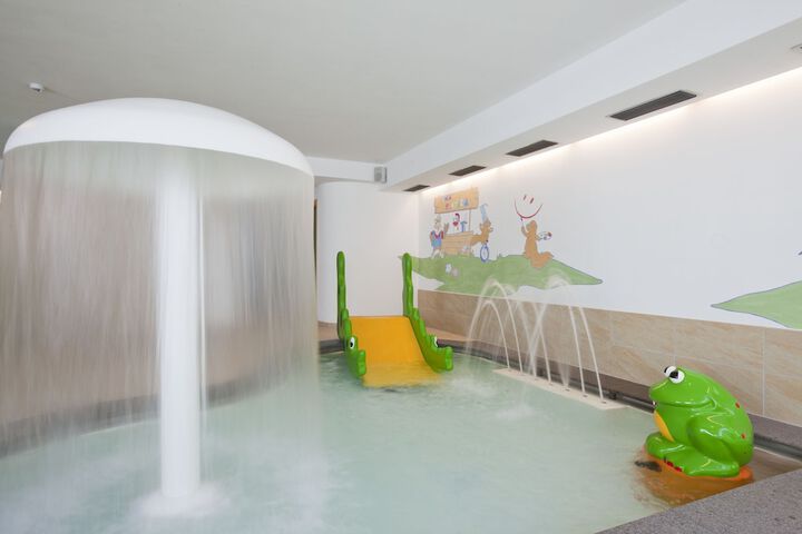 Pool 55 of 148