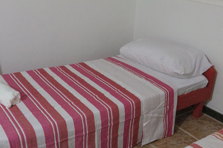 Room 10 of 105