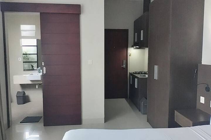 Room 29 of 84