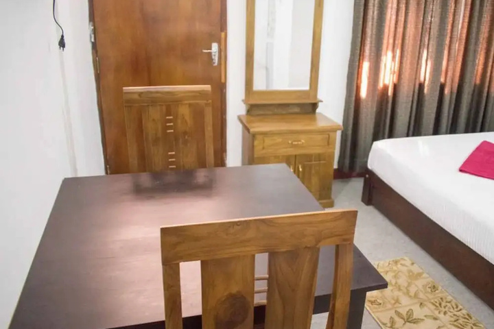 Room 3 of 13