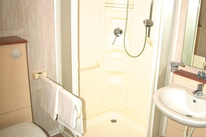 Room 20 of 23