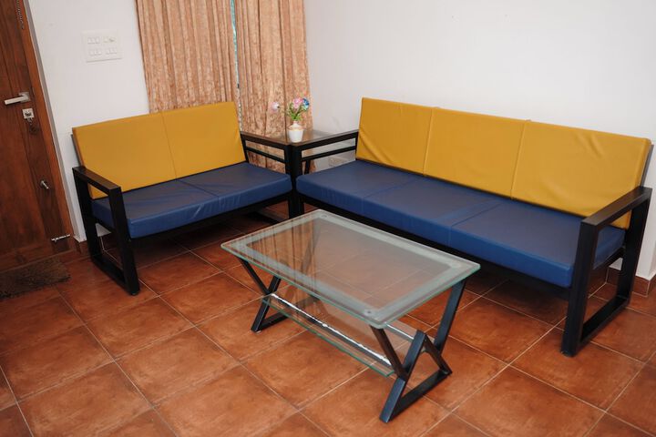 Room 5 of 33