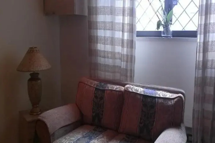 Room 3 of 9