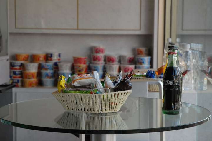 Snack bar