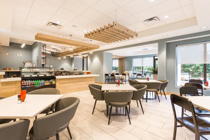 Breakfast area
