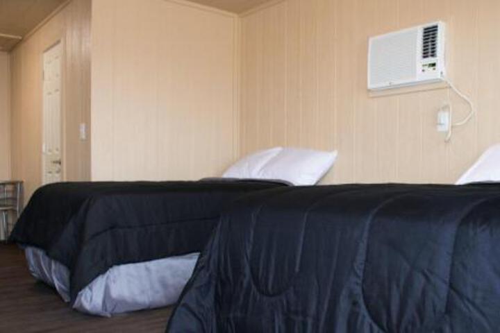 Photo of 7 Oaks Lodging